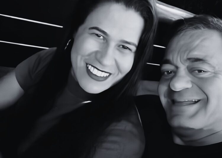 Sargento da reserva da Polícia Militar, Luciano Tavares, de 51 anos, matou a esposa, Karla Alessandra Domingos, de 49.