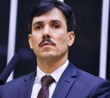 Jatinho ligado a Euclydes Pettersen é leiloado