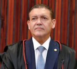 TSE manda restabelecer filiação de Flávio Bolsonaro ao PL