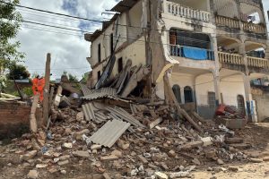 desabamento em Valadares